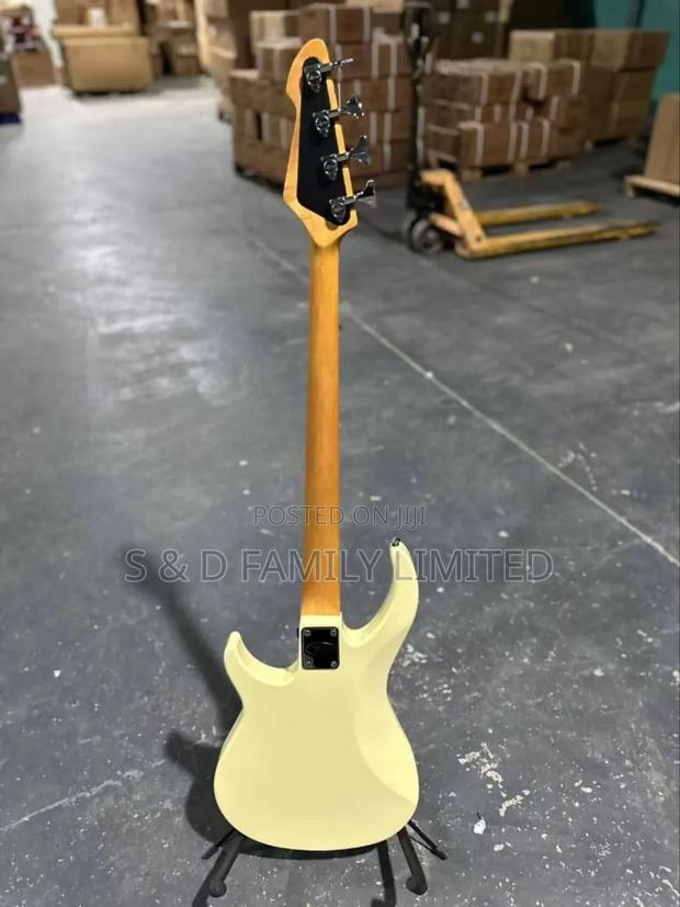 Peavey Bass Guitar 4 String Passive - thumbnail 6