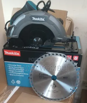 Makita Circular Saw With Blade/Circular Saw