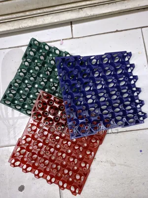 Trays Square Type Available