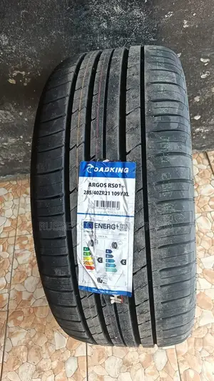 285/40r21 Roadking Tires