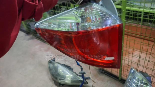 Toyota Ractis Taillight (2011-2015) Model - thumbnail 2
