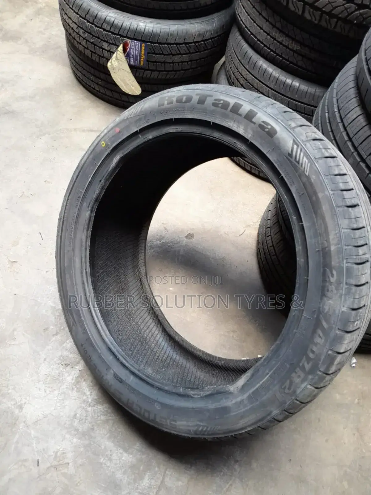 285 /40 R21 Rotalla Tyres 109y X/L