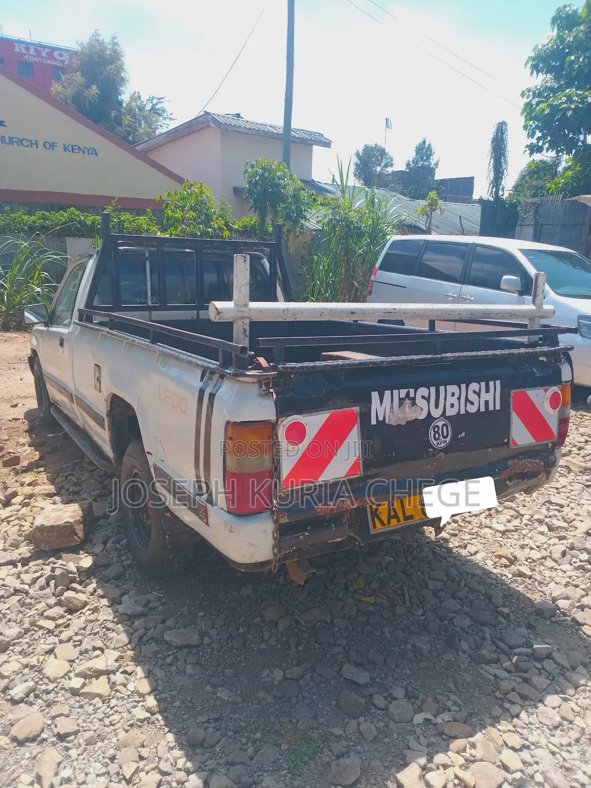 Mitsubishi L200 Pickup Truck