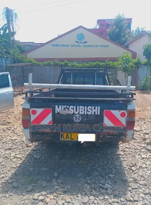 Mitsubishi L200 Pickup Truck