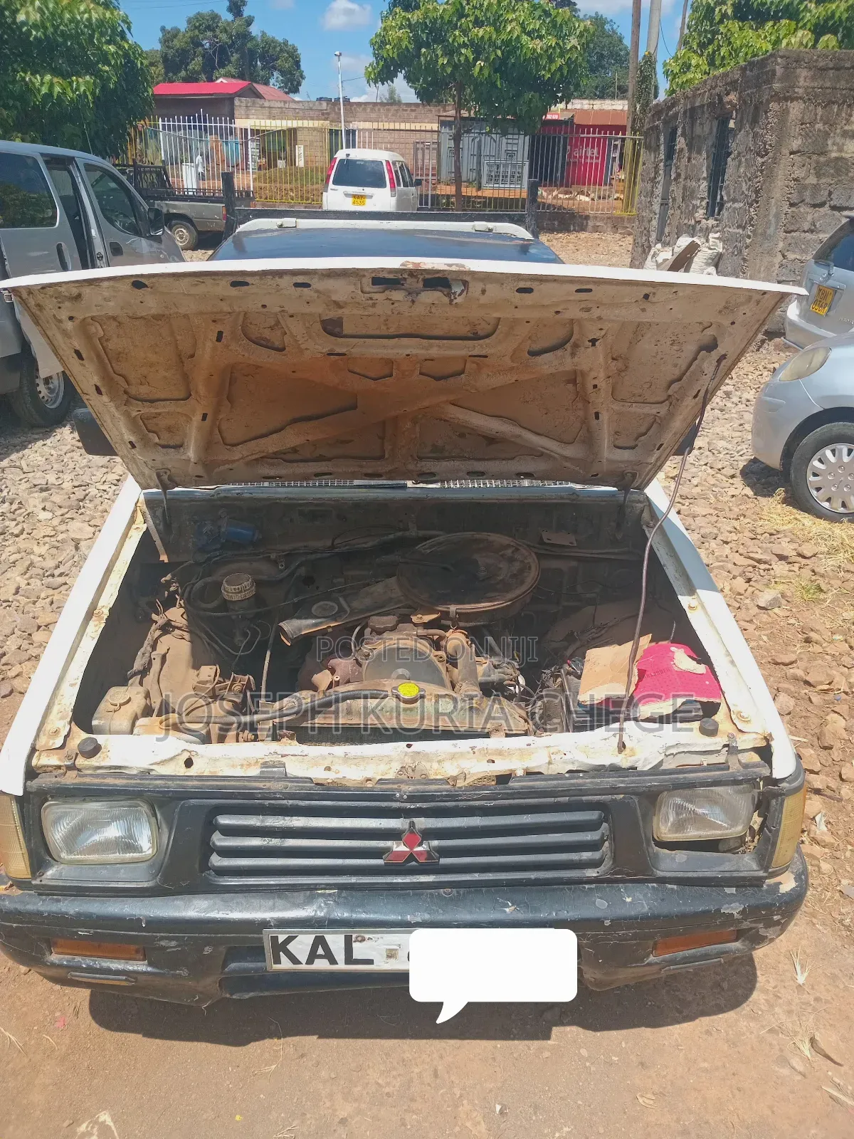 Mitsubishi L200 Pickup Truck