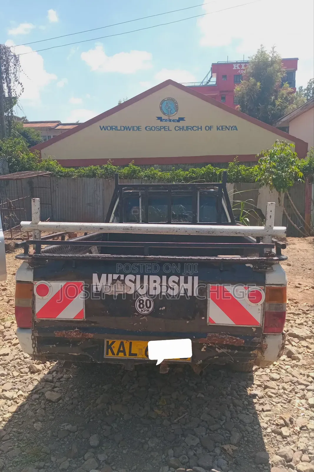 Mitsubishi L200 Pickup Truck