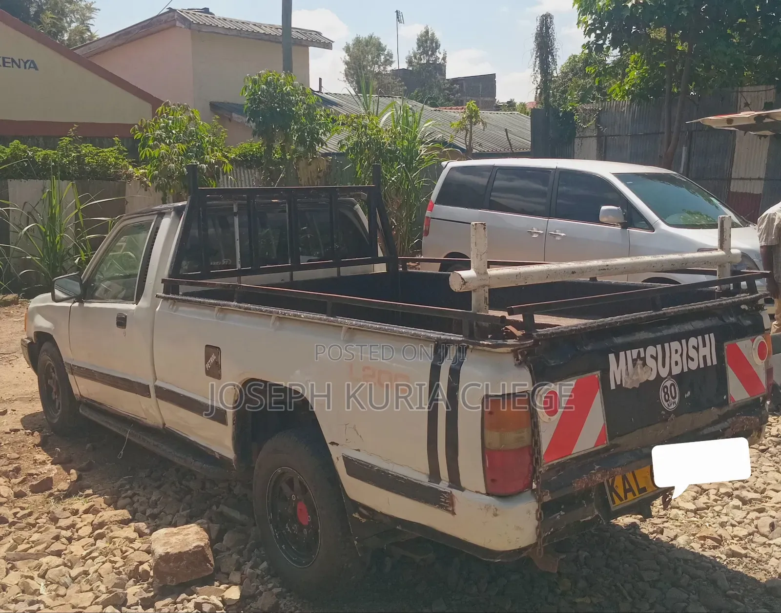 Mitsubishi L200 Pickup Truck