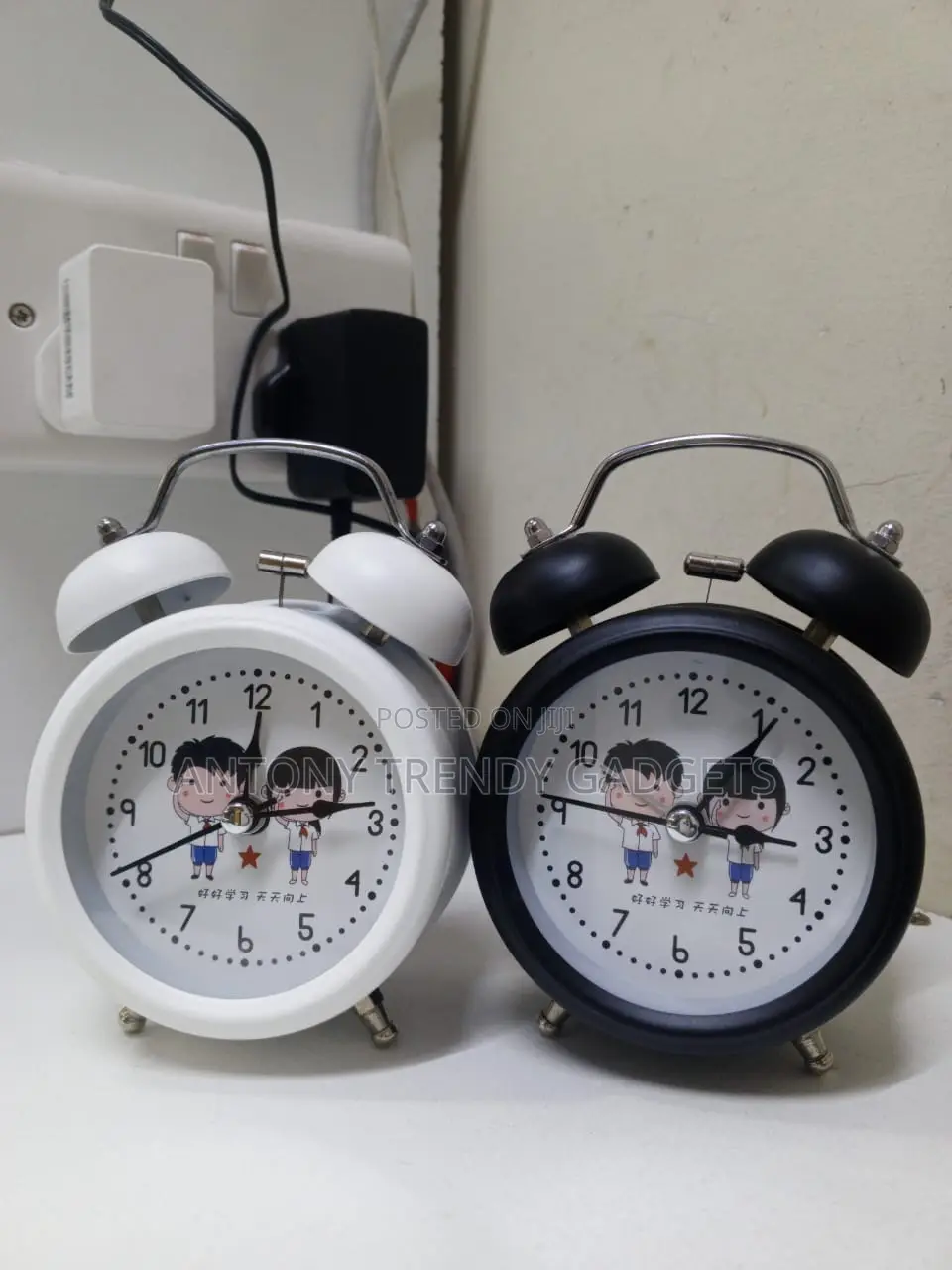 Colorful Cartoon Metal Twin-bell Alarm Clock For Heavy Sleepers