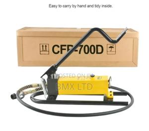 Manual Hydraulic Pump Oil Powered - thumbnail 2