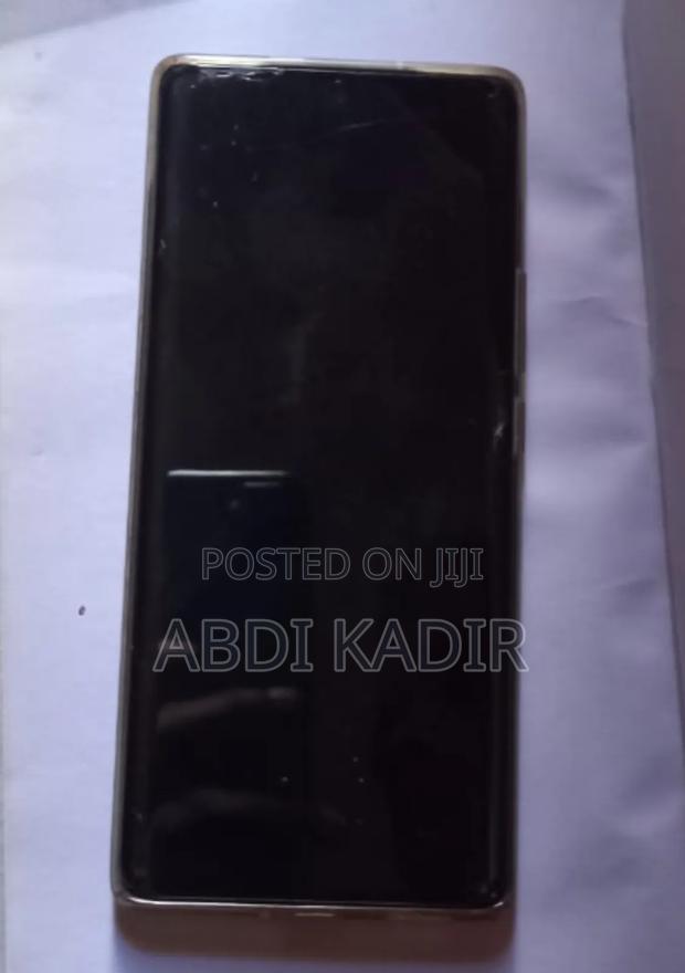 Tecno Camon 30S 128 GB Gray - thumbnail 2