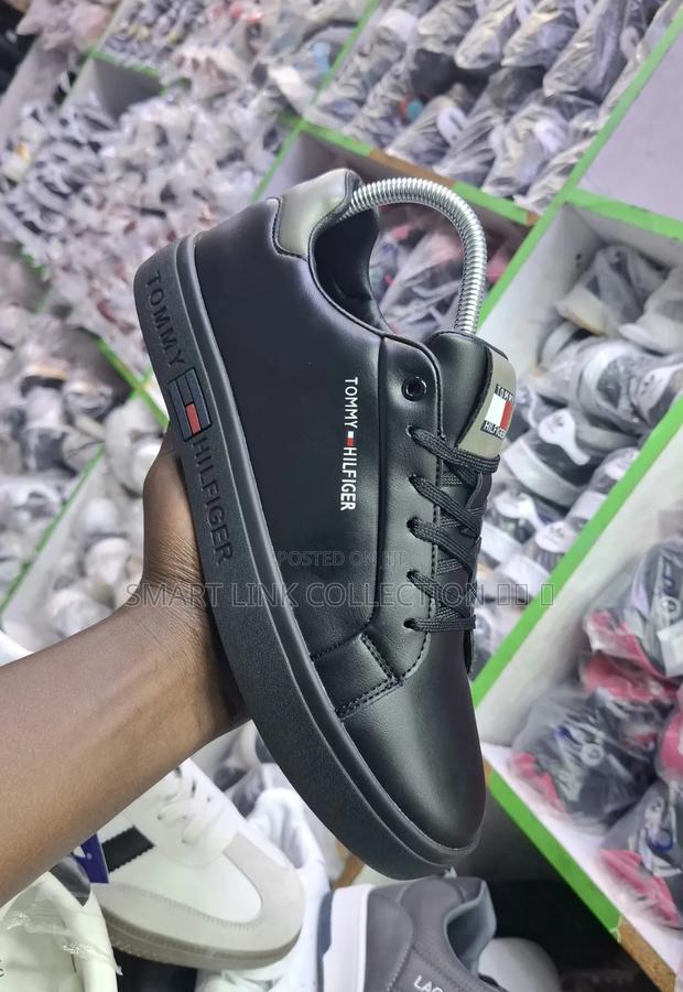 Tommy Hilfiger Casual