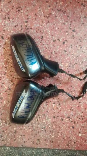 Sidemirror Demio 2018