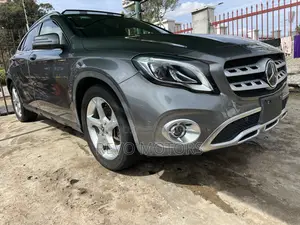 Mercedes-Benz GLA-Class 2019 Gray