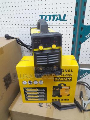 Universal 500a Dewalt Welding Machine - main view