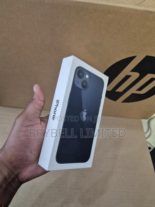 New Apple iPhone 13 128 GB Black - thumbnail 3