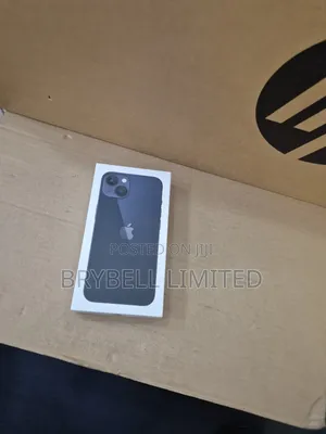 New Apple iPhone 13 128 GB Black