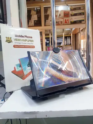 Universal Phone Screen Amplifier 3–4x – Foldable Hd Magnifier