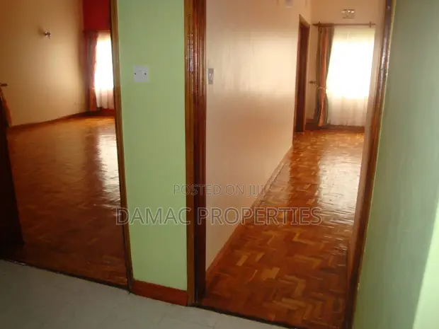 5bdrm House in Ruaka for rent