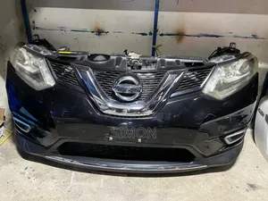 Nosecut Nissan X-Trail (Nt30)