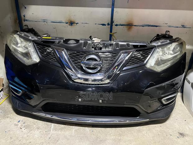 Nosecut Nissan X-Trail (Nt30) - main view