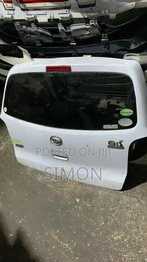Boot Daihatsu Mira La 310s