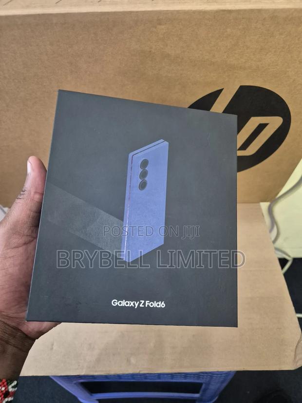 New Samsung Galaxy Z Fold6 512 GB Blue - thumbnail 3