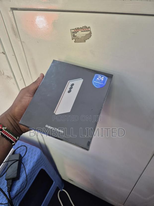 New Samsung Galaxy Z Fold6 256 GB Pink - thumbnail 3