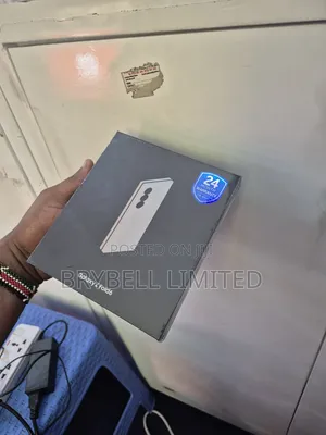 New Samsung Galaxy Z Fold6 256 GB Pink