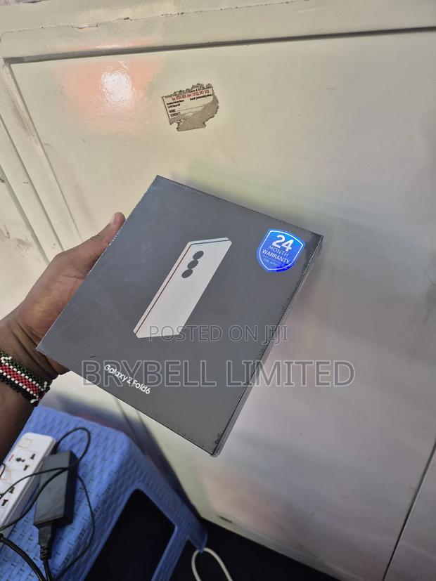 New Samsung Galaxy Z Fold6 256 GB Pink - thumbnail 4