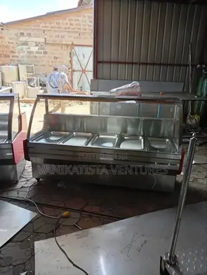 Commercial Meat Chiller Display, 6 Feets Size