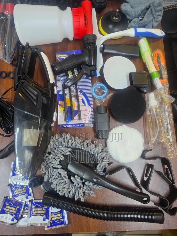 Car Detailing Brush Set With Vacuum - main view