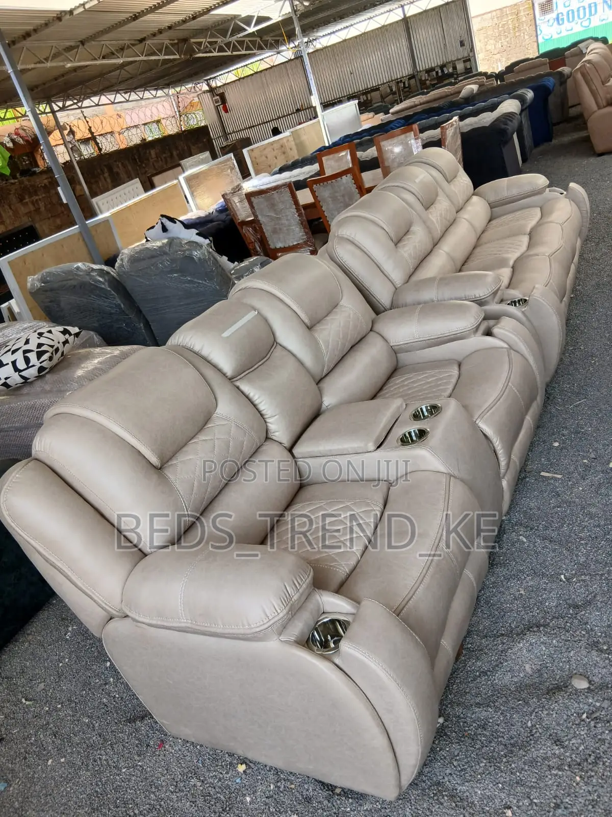 Imperial 5 Seater Semi Recliner 3,2 Sofa