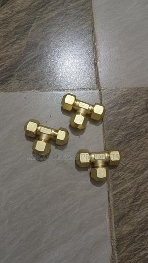 Brass Equal Tee – Perfect for Smooth Flow Distribution - main view