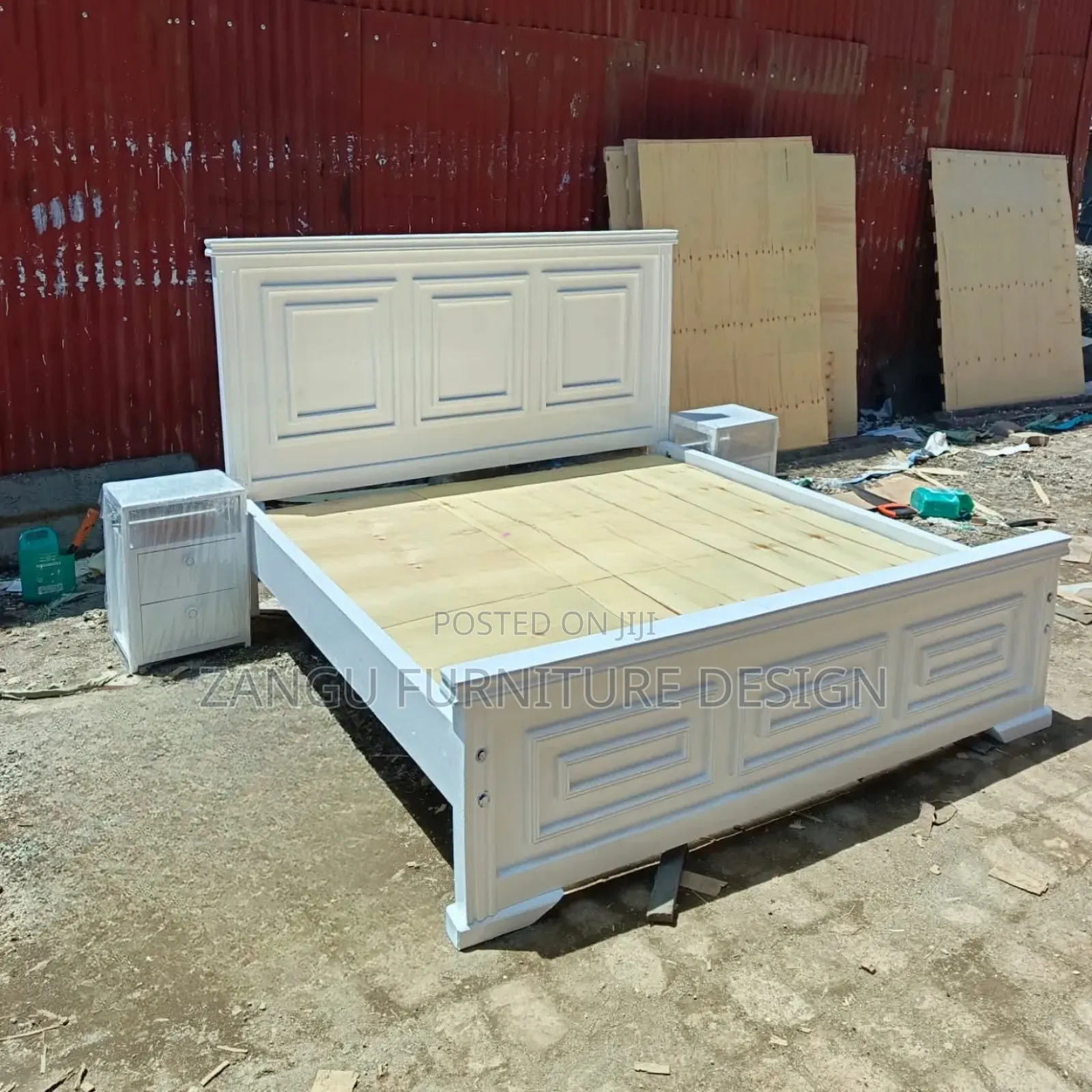 Board Panel Bed