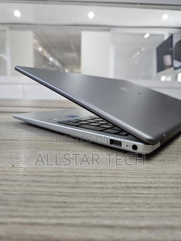 Laptop HP 250 G10 8GB Intel Core I5 SSD 256GB - thumbnail 4