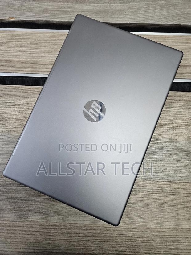 Laptop HP 250 G10 8GB Intel Core I5 SSD 256GB - thumbnail 5