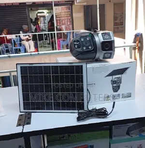 Imported 4mp Dual Lens PTZ Camera 4g Solar