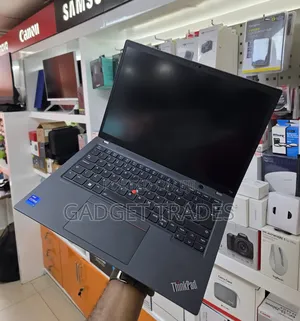 Laptop Lenovo ThinkPad T14 G4 16GB Intel Core I7 SSD 512GB