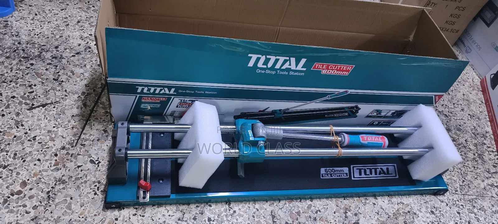 Total Tile Cutter