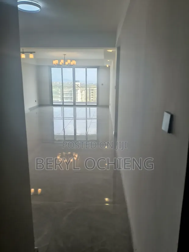 3bdrm Apartment in Apple Tree Apartment, Nairobi Central for rent