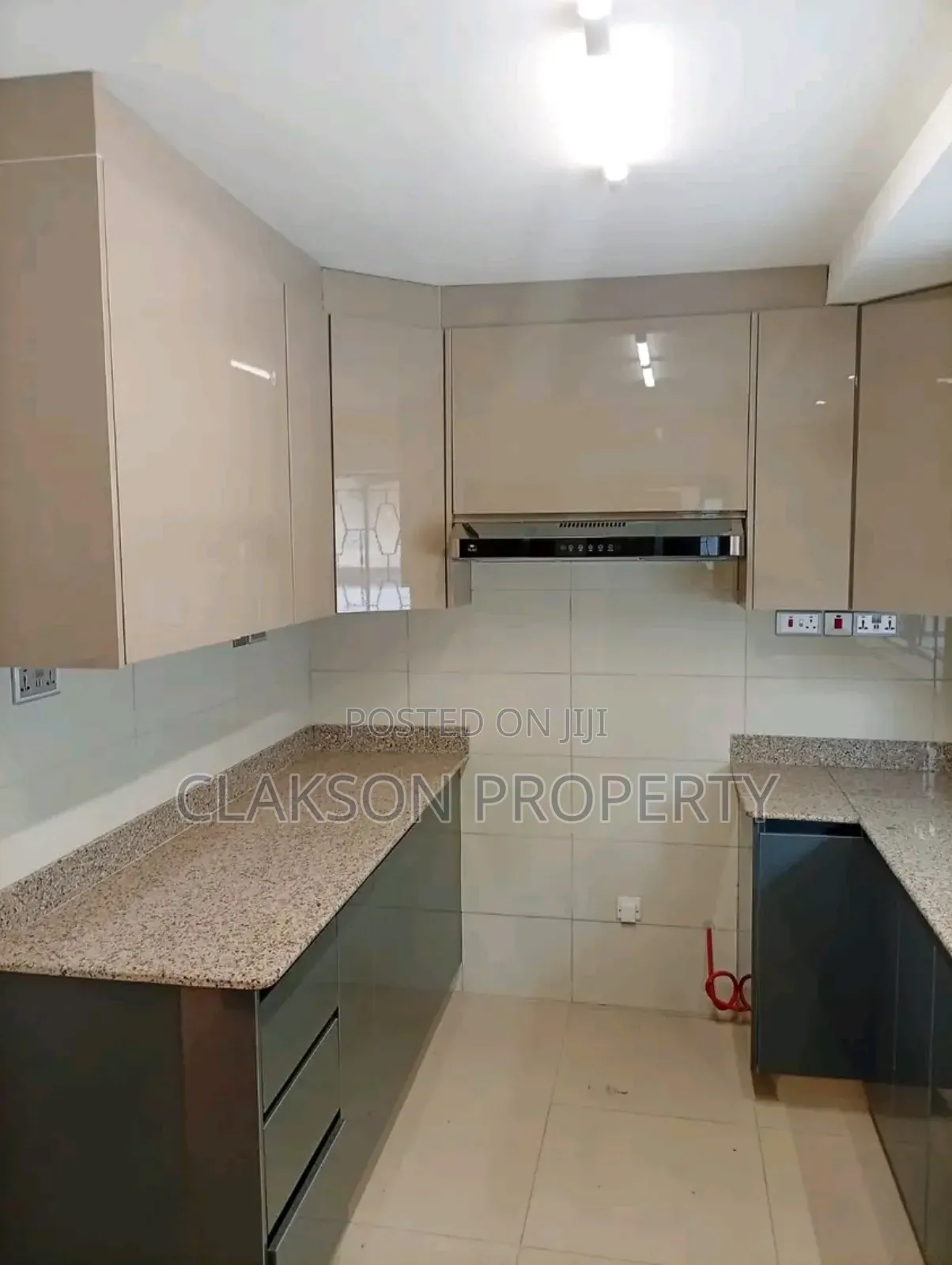 4bdrm Townhouse / Terrace in Westland, Westlands for rent
