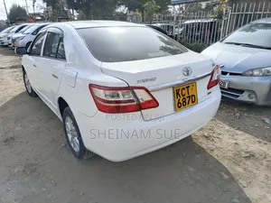 Toyota Premio 2011 White