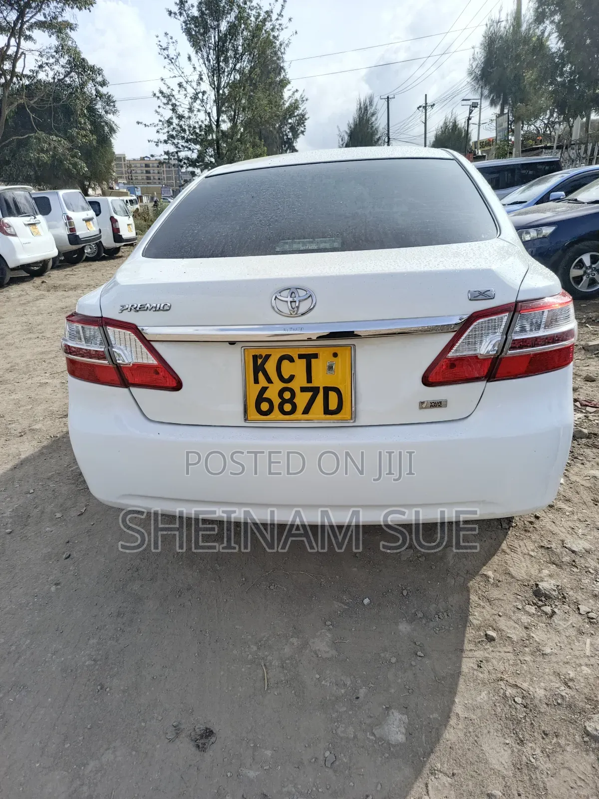 Toyota Premio 2011 White