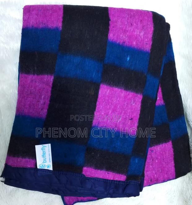 School Blankets With Binding - thumbnail 3