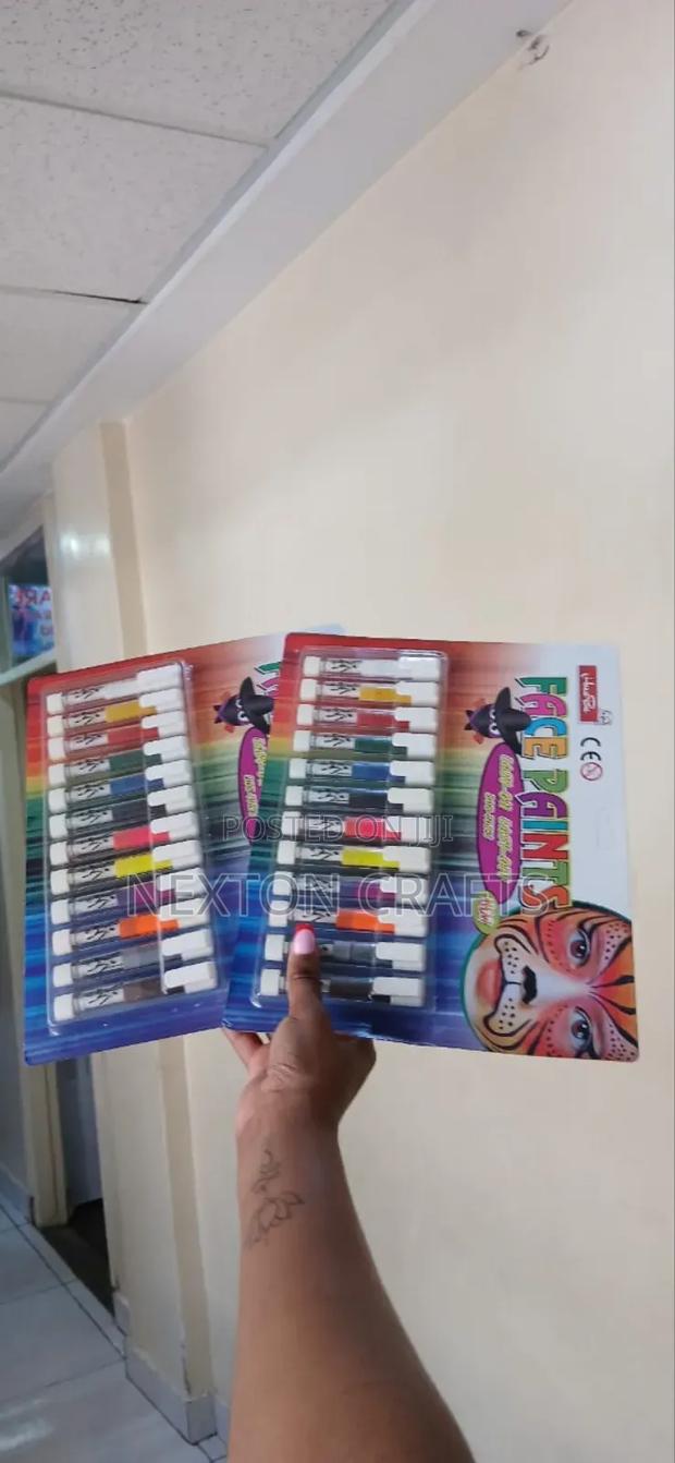 Face Paints - thumbnail 2