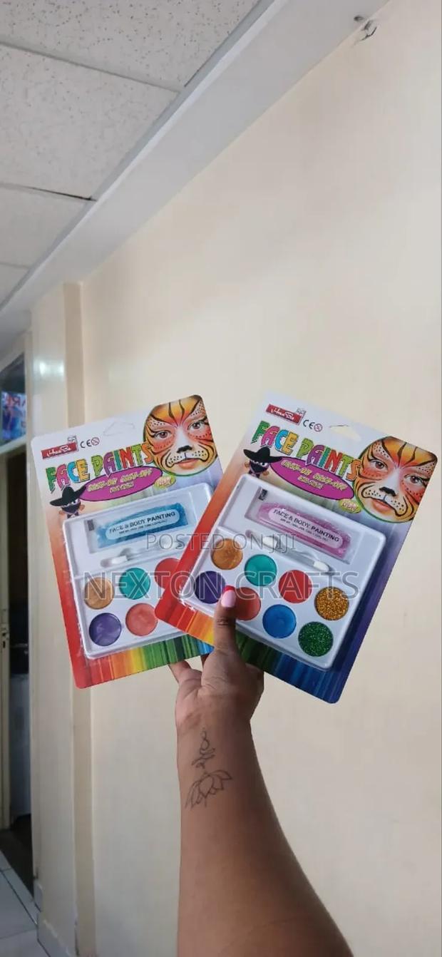 Face Paints - thumbnail 3