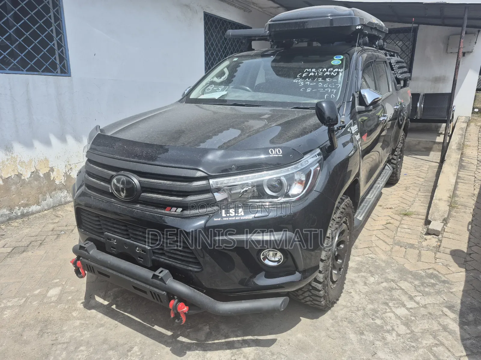 Toyota Hilux 2020 Ivory