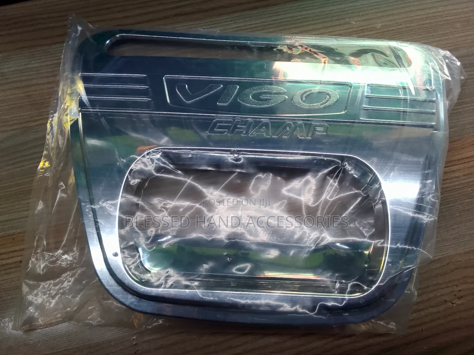 Tail Gate Chrome Garnish Hilux Vigo