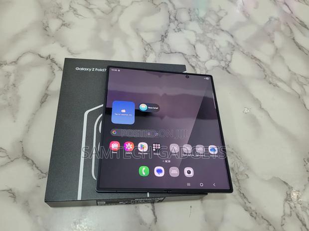 Samsung Galaxy Z Fold7 256 GB Black - main view