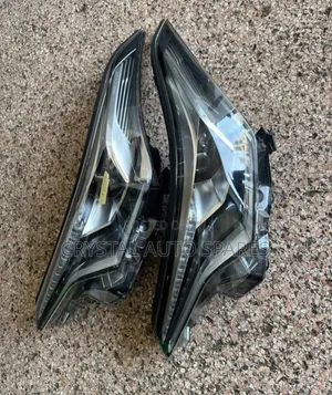Toyota Ch-R Headlight